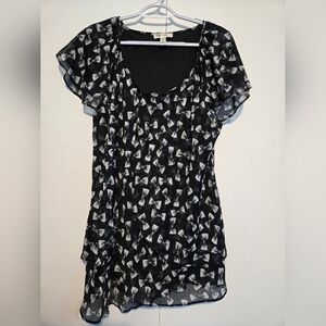 ❤️ Dressbarn‎ Black & White Bowtie Flutter Sleeve Top